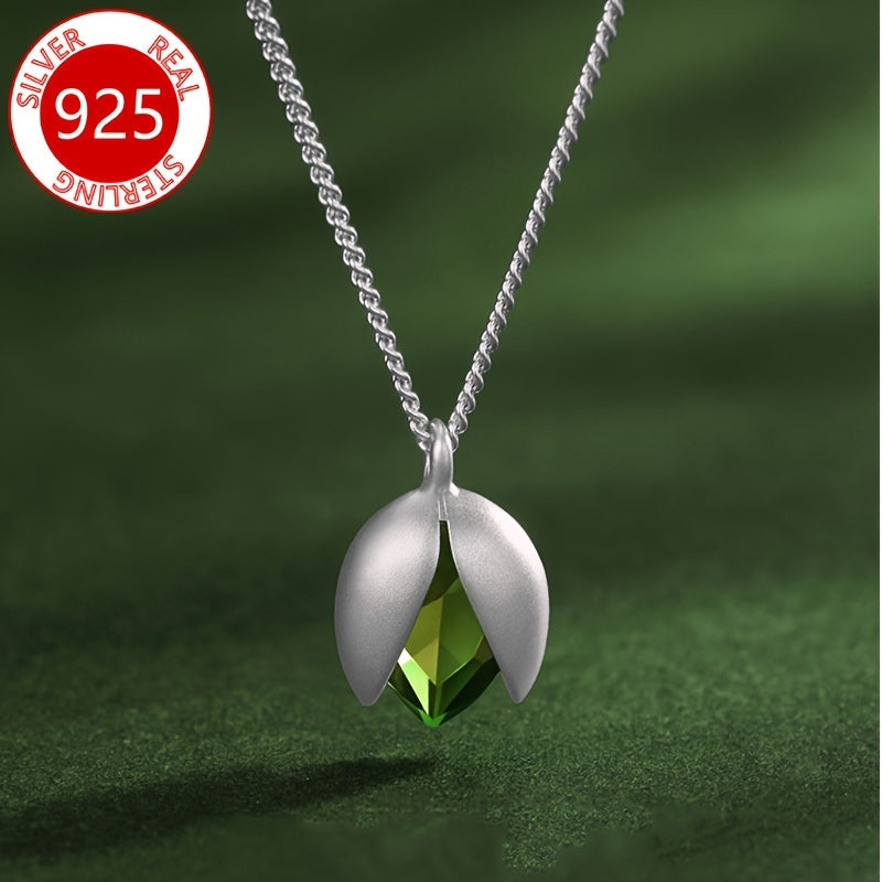 925 Pure Silvery Low Allergy New Pistachio Green Peridot Pendant Necklace High-end Versatile Niche Necklace Silvery Neck Chain Exquisite Gift for Women, Couples, Best Friends, Christmas, Valentine's Day, Mother's Day 3.8g