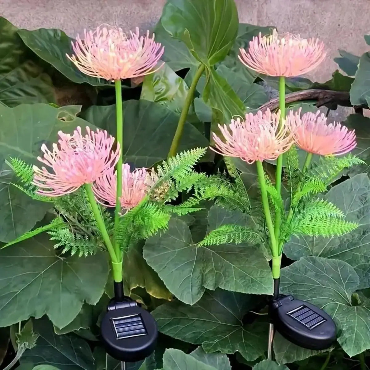 LumiPetal Solar Flower Lights – Glowing Outdoor LED Garden Path & Yard Decor