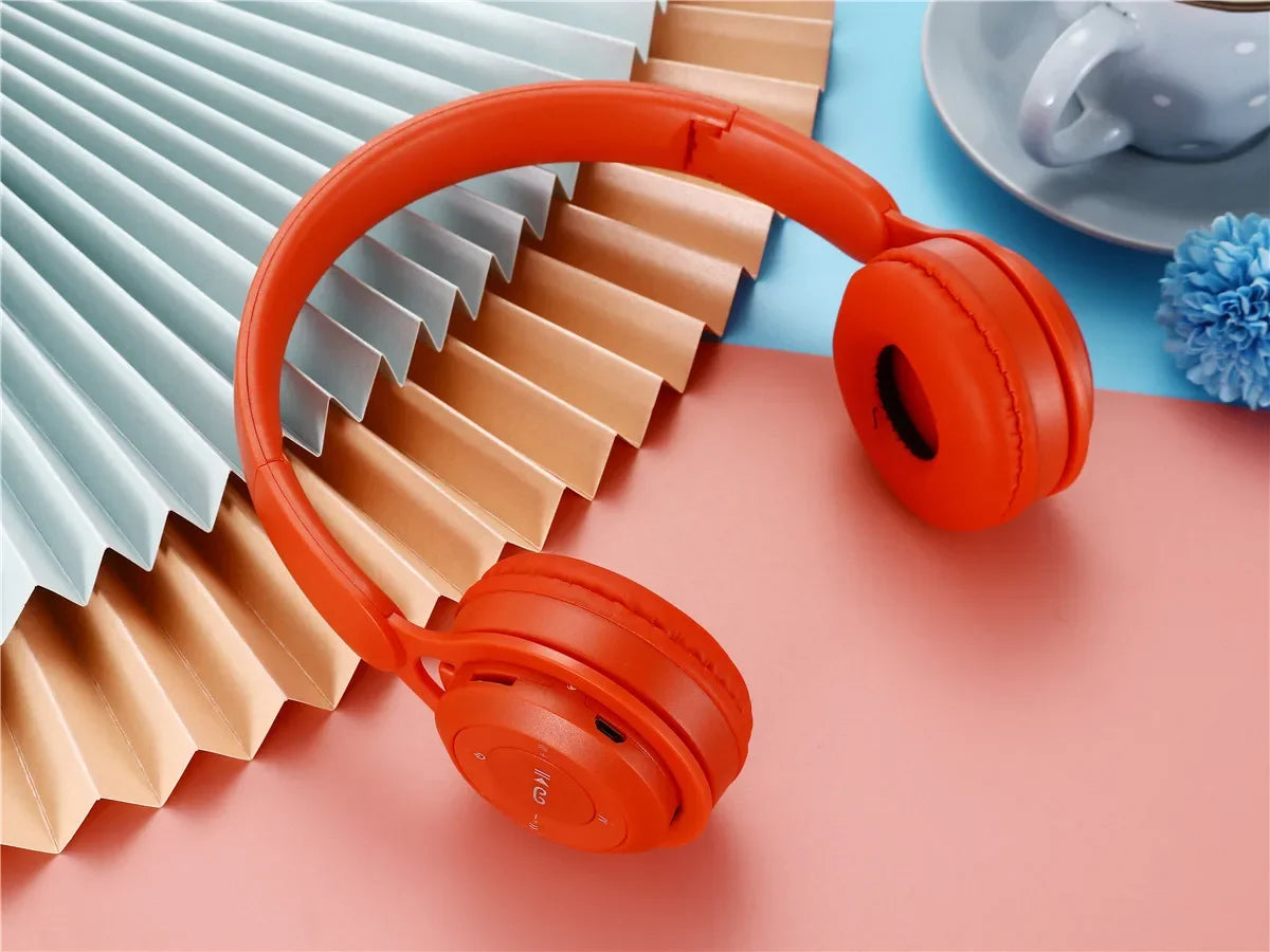 Y08 JuniorFold Over-Ear Stereo Headphones